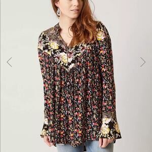Free People Floral Button V Neck Long Sleeve Tunic Top